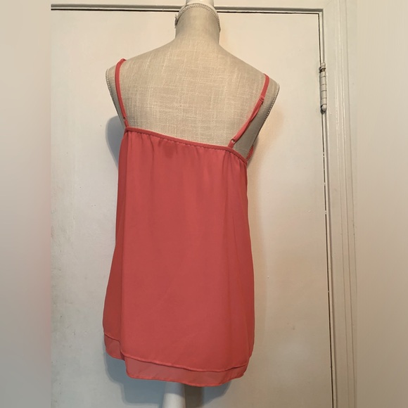 Top - Picture 2 of 3